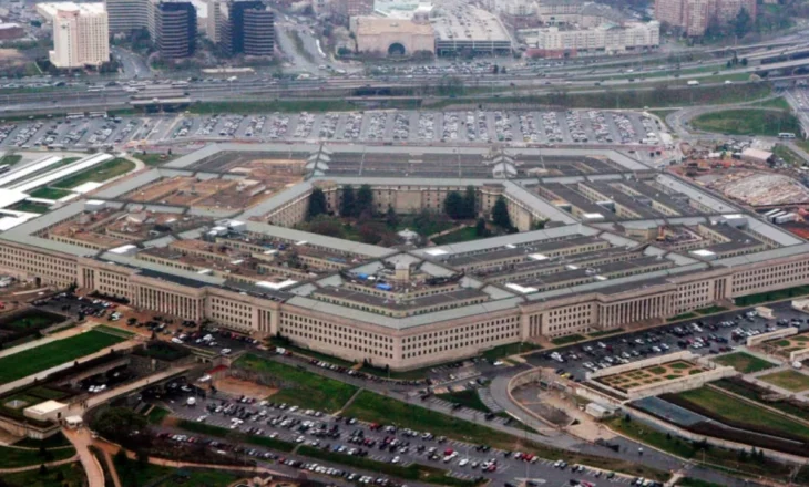 Trump nënshkruan urdhrin ekzekutiv, riemërton Pentagonin si Departamentin e Luftës