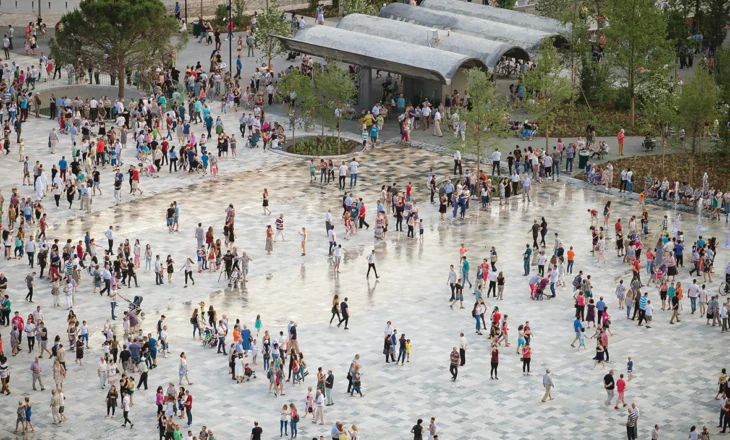 Turistët nuk e “zëvendësojnë” ikjen e popullatës, ngadalësohet konsumi