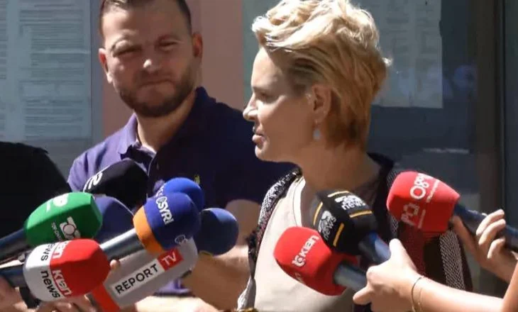 “U intimiduan dëshmitarët”, Monika Kryemadhi paraqitet në SPAK