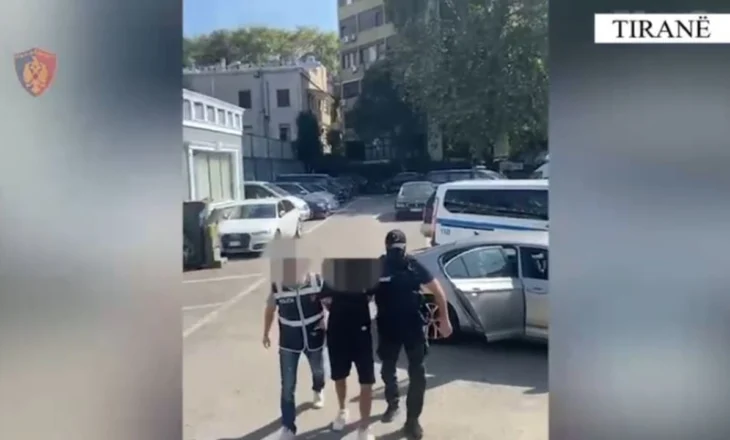 U kap ‘mat’ duke marrë një pako me kanabis nga posta, arrestohet 20-vjeçari, në kërkim porositësi
