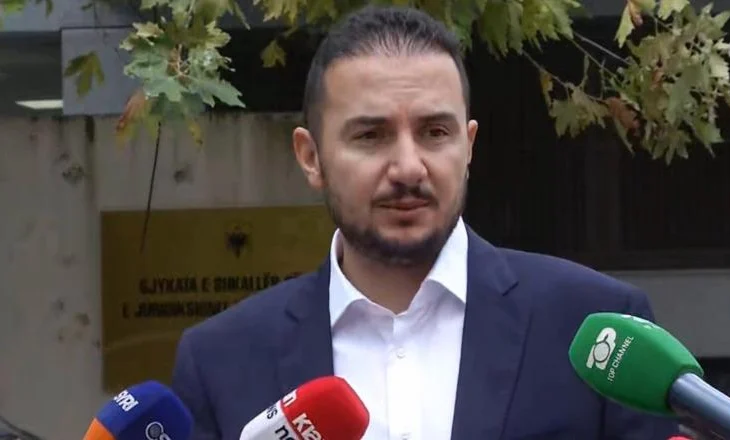 U lirua me kusht, Salianji paraqitet për herë të fundit në Shërbimin e Provës