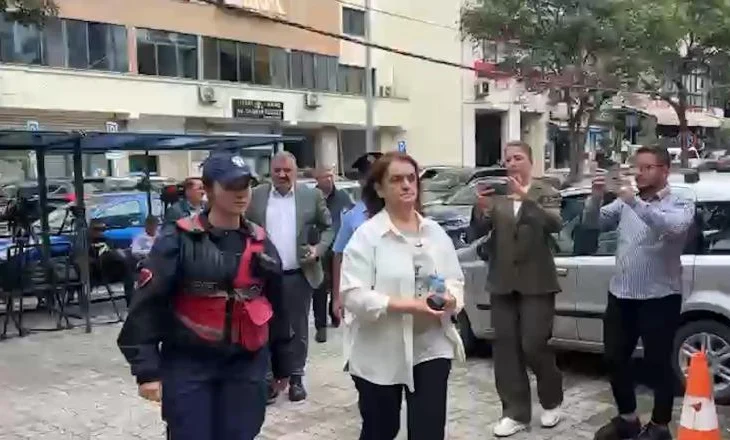 U lirua nga arresti me burg për arsye shëndetësore, Pajtime Fetahu paraqitet në SPAK