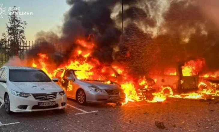 Ukraina thotë se tre persona u vranë nga një sulm ajror ‘masiv’ rus