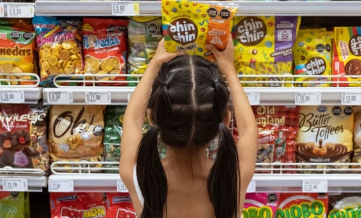 UNICEF: Për herë të parë, obeziteti tek fëmijët kalon nënpeshën në nivel global