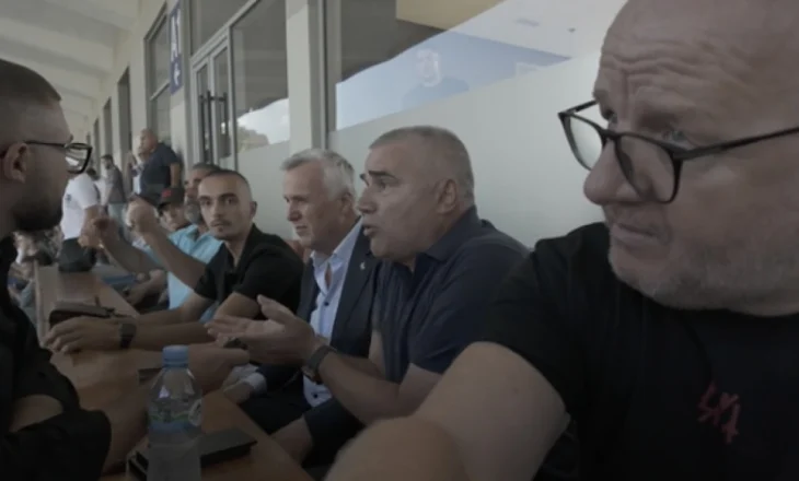 Unioni i Gazetarëve Shqiptarë dënon reagimin e dhunshëm të dy presidentëve të klubeve sportive ndaj gazetarit të emisionit investigativ.