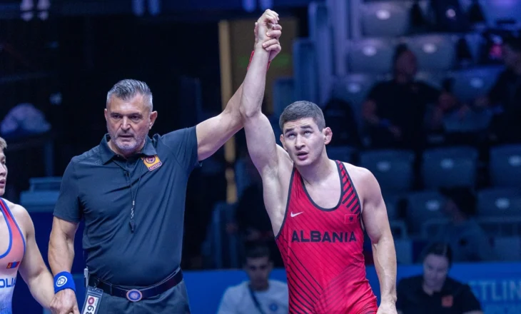 Valiev fiton dy duelet e para në Botëror dhe siguron kualifikimin në çerekfinale