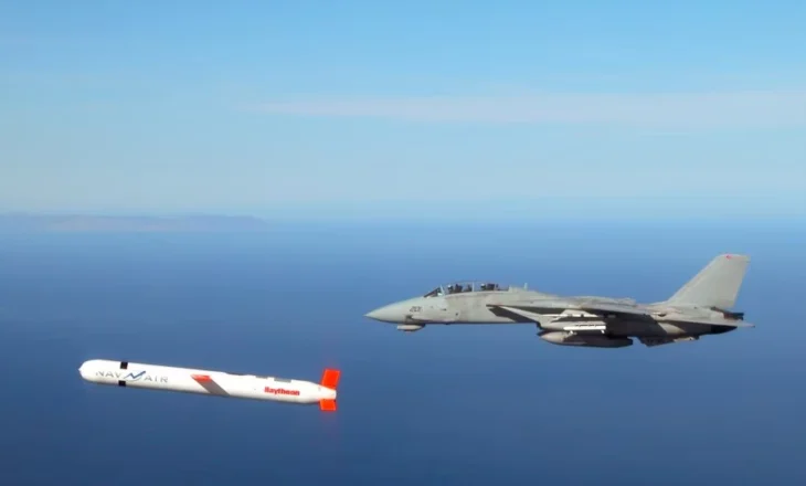 Vance thotë se SHBA-ja po shqyrton kërkesën e Ukrainës për raketat Tomahawk