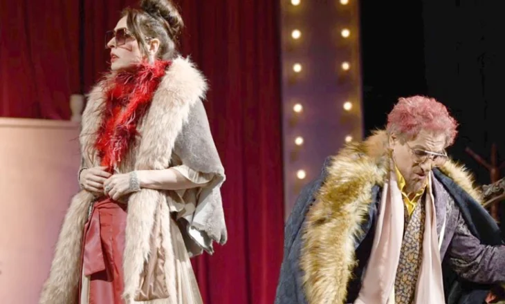 Vepra të autorëve shqiptarë dhe të huaj përgjatë muajve shtator-tetor në Teatrin Kombëtar, drama dhe komedi në skenë