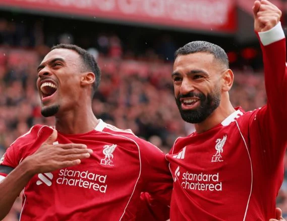 VIDEO/ Liverpool mbetet perfekt, fiton ndaj Everton