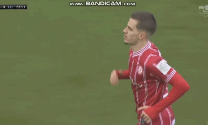 VIDEO/ Nuk ndalet me gola Anis Mehmeti në Angli! Topin mes këmbëve të portierit, jep spektakël në Championship