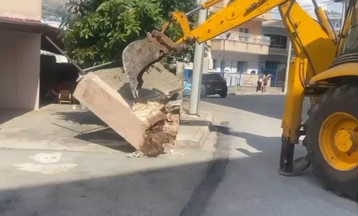 Vijon prishja e ndërtimeve pa leje dhe lirimi i hapësirave publike në Sarandë