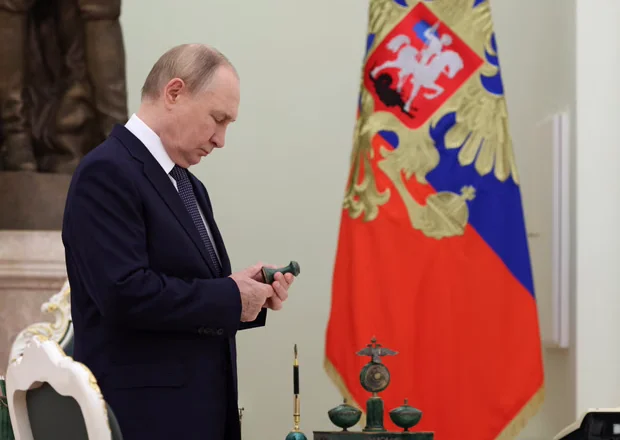 “Vladimir Putin nuk dëshiron armëpushim”, ministri gjerman Pistorius: Prioritet i Europës duhet të jetë mbështetja e Ukrainës