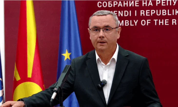VMRO-DPMNE kërkoi seancë të jashtëzakonshme, Rexhepi: S’do ta thërras Komisionin e ASK-së, s’kam certifikatë sigurie!