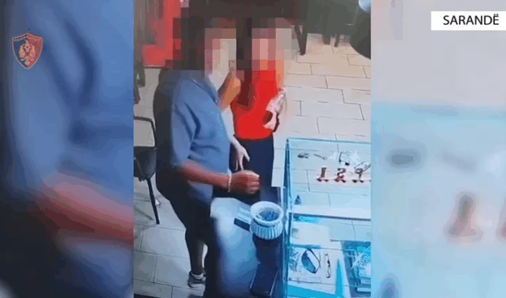 Vodhën sende elektrike dhe pije alkoolike në Ksamil, në pranga katër shtetas francez