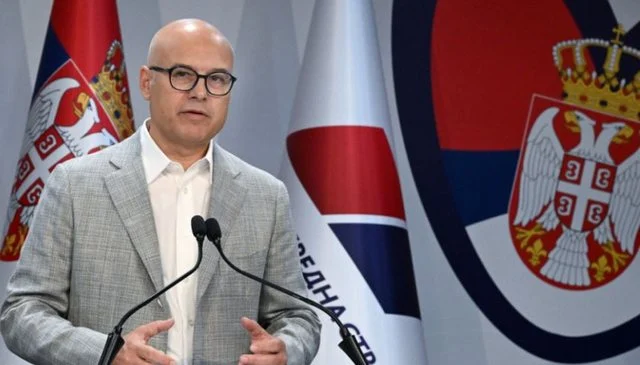 Vuçeviç kritikon Kurtin: Premtimi për 1 mld € ushtri,“Shqipëria e Madhe” në plan
