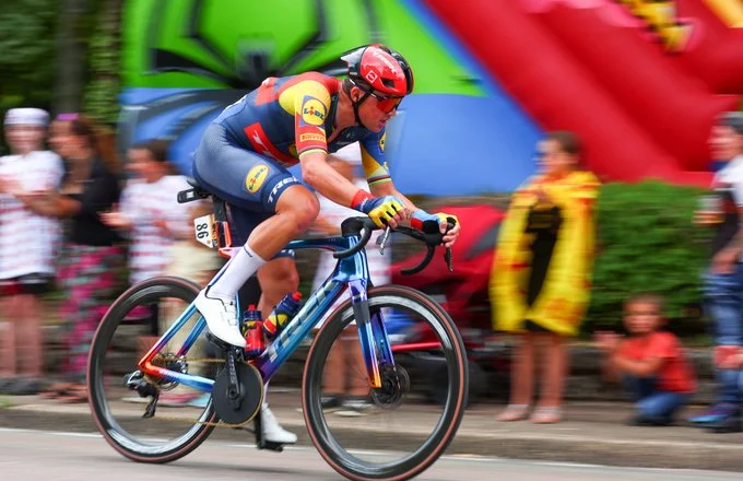 Vuelta/ Mads Pedersen i pari në Monforte de Lemos