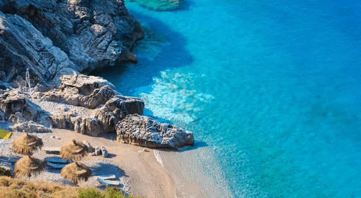 “Wom Travel”: Deti i Shqipërisë, guida 2025 nga veriu në jug
