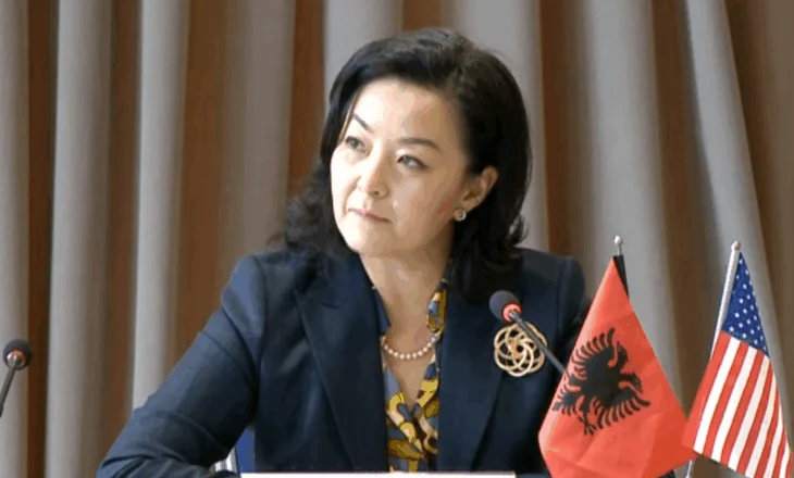 Yuri Kim i jep fund karrierës diplomatike: Krenare që kam shërbyer për 29 vite! Në Shqipëri ish-ambasadore…