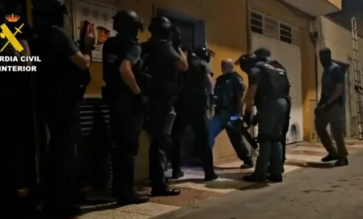 Zbulohet rrjeti shqiptar i droges në Spanjë,300 kg kanabis dhe plantacione të fshehura