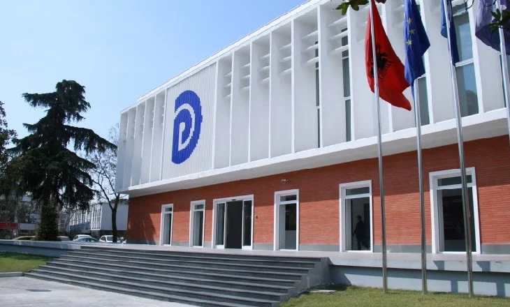 Zgjedhjet për Bashkinë e Tiranës, skenarët në tryezën e opozitës; cilët janë 3 emrat më të kuotuar