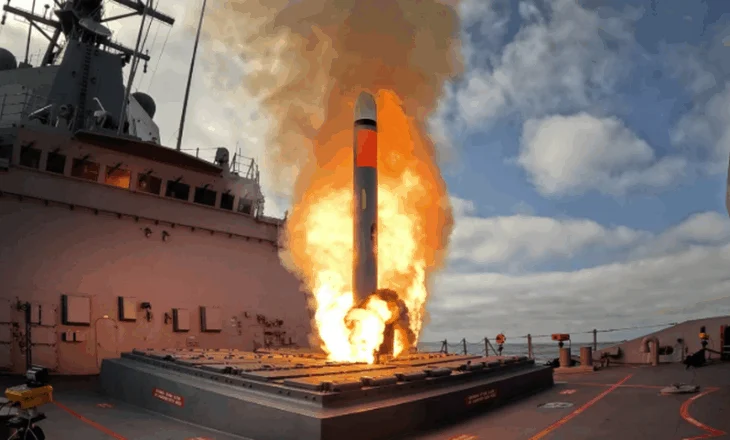 Zv/Presidenti i SHBA: Po shqyrtojnë mundësinë e vendosjes së raketave Tomahawk në Ukrainë