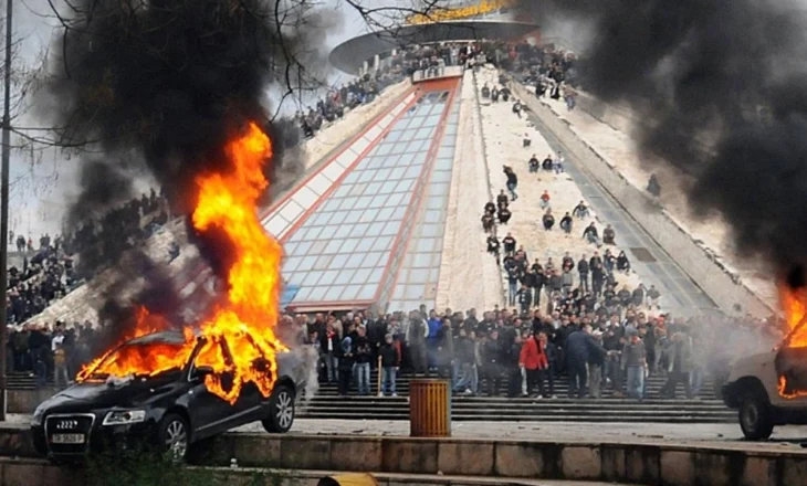 21 janari me prova të reja nga Turqia/ Lapaj: Plumbi në kokën e një prej viktimave…