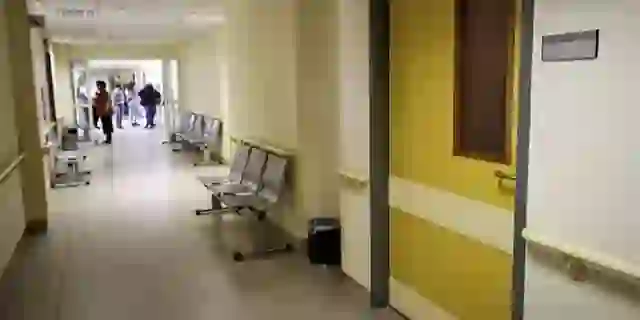 28-vjeçare shtatzënë humb jetën në spital, dyshohet për alergji ndaj antibiotikut, nis hetimi
