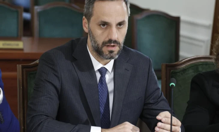 “A e konsideroni veten produkt të Soros? Ja si përgjigjet ministri i Drejtësisë