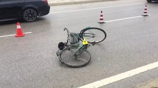 Aksident në aksin Novoselë–Fier, plagoset 79-vjeçari që udhëtonte me biçikletë