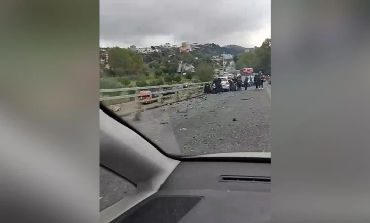 Aksident në Durrës, disa të plagosur, dyshohet edhe për viktima