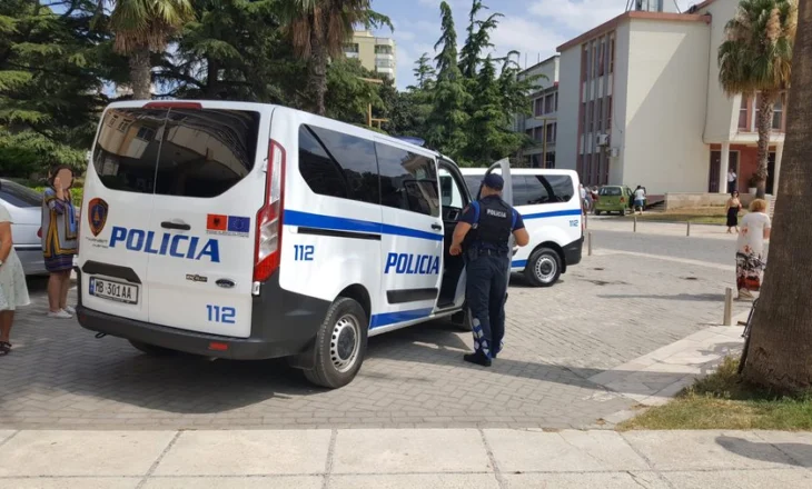 Aksident në Durrës/ Makina përplas këmbësoren, zbardhen detajet e para