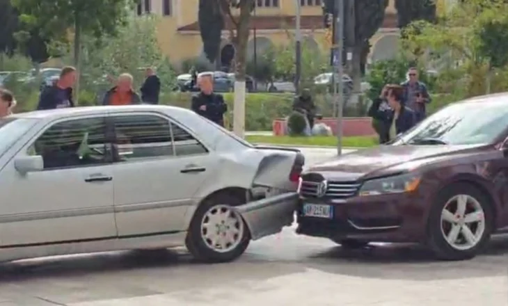 Aksident në Fier/ Këmbësorja përplaset nga një automjet, e plagosura transportohet me urgjencë në spital