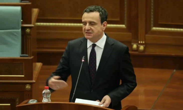 Albin Kurti prezanton kabinetin qeverisës, por nuk ka votat
