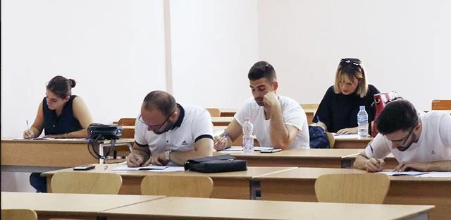 Aplikimet për bursat e ekselencës përmes “e-Albania” deri më 20 dhjetor