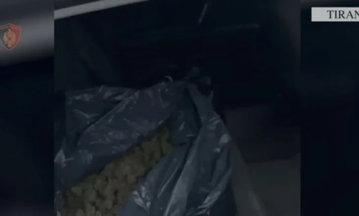 Arrestohen dy persona në aksin Nikël–Fushë Krujë, sekuestrohen 10 kg cannabis, një armë pa leje, dhe tre celularë