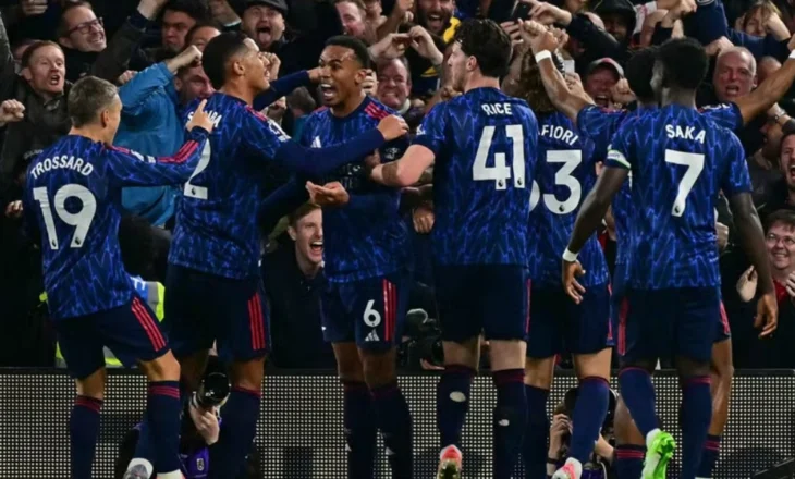 Arsenal fiton derbin ndaj Fulham, “Topçinjtë” i nderon lojtari që donin ta largonin (video)