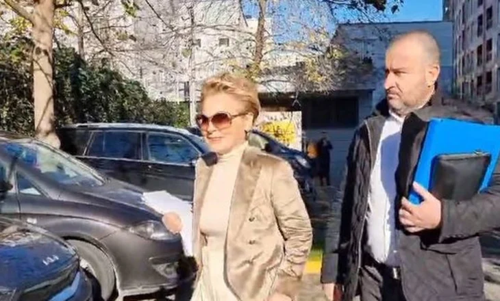 Avokati i Monika Kryemadhit dhunon rojen e Gjykatës në Vlorë, shoqërohet në Polici: Nuk e kam goditur