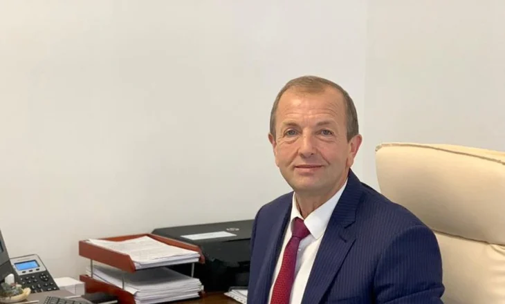 Banesa përfshihet nga zjarri, vdes nëna dhe fëmija/ Kryebashkiaku i Maliqit reagon pas tragjedisë