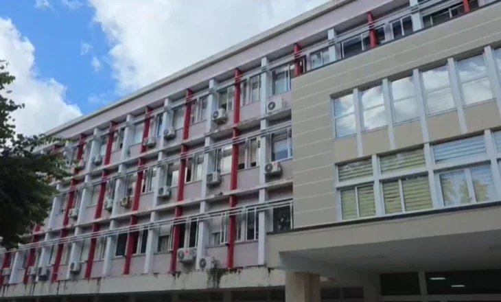 Bashkia e Fierit në pritje të drejtueseve të rinj, sot zyrtarizohen emrat e nënkryetareve dhe Sekretarit të Përgjithshëm