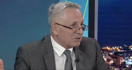 “Begaj po përgatitet për mandatin e dytë”, Qafoku: Rusmajli dhe Zguri i kanë thënë jo për dekretin