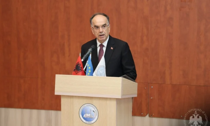 Begaj uron çeljen e vitit të ri akademik: Arsimi i lartë, çelësi për të kuptuar botën