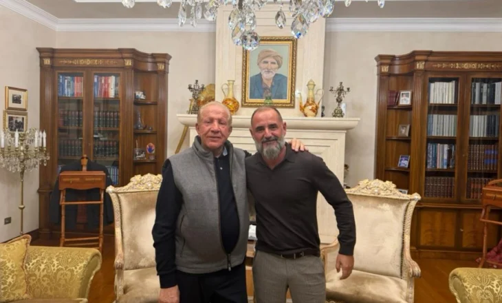 Behgjet Pacolli sqaron takimin me Çim Pekën