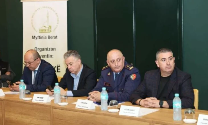 Berat, diskutime për ‘Barazinë Gjinore’/ Bozdo: Kemi kërkuar tërheqje të plotë të projektligjit