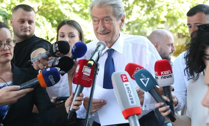 Berisha habit me deklaratën e tij: Unë nuk besoj kurrë që protesta është rruga për t’iu kundërvënë Gjykatës (VIDEO)