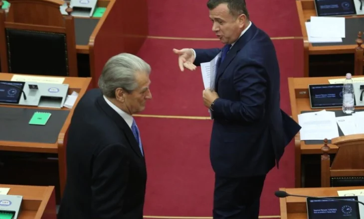 Berisha kërcënon Taulant Ballën: Kam dokumente që provojnë porosi për vrasje
