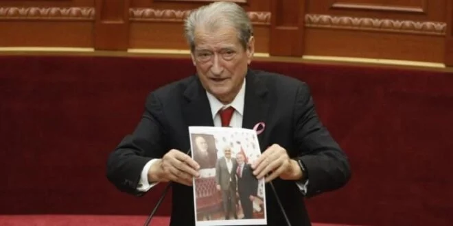 Berisha: Ne e kërkojmë këtë komision pasi në dosjen e Uashingtonit emri i Edi Ramës lakohet 13 herë në 13 pika