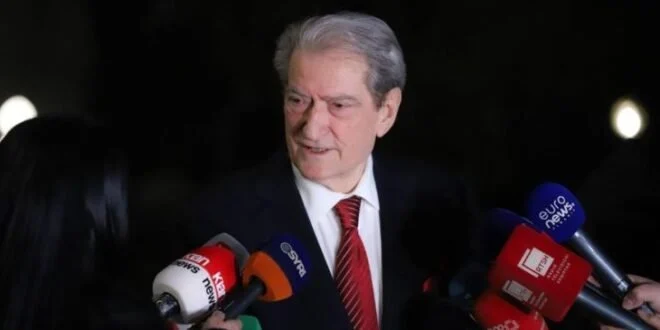 Berisha: Në kushtet e një parlamenti që bllokon tërësisht hapësirën e opozitës, qytetarët do thonë fjalën e tyre!