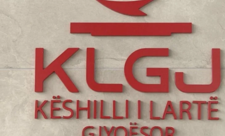Betohen 42 gjyqtarë të rinj, u emëruan nga KLGJ në 11 gjykata
