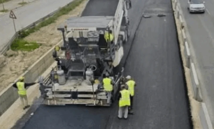 Bllokohet qarkullimi në aksin Vorë-Durrës, ja rrugët alternative
