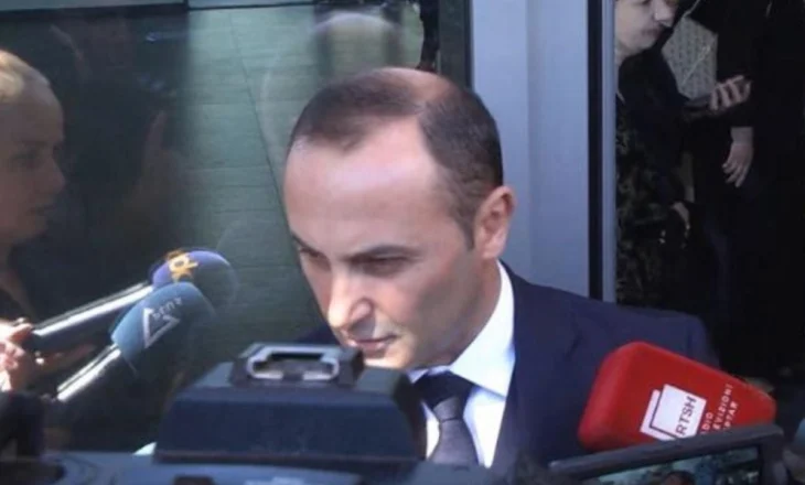 “Brenda 6 muajsh të ndërtohet pallati i drejtësisë”/ Kërkesa e zv.kryetarit Gerd Hoxha: Të mbyllen gjykatat që s’kanë as kushtet minimale